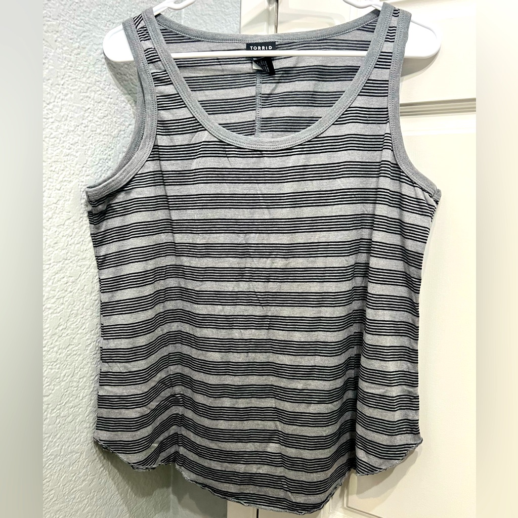 Torrid 00 Striped Tank Top